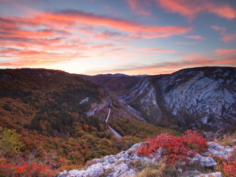 Alba Val Rosandra/Jutro v Dolini Glinščice - Photo by Roberto Valenti